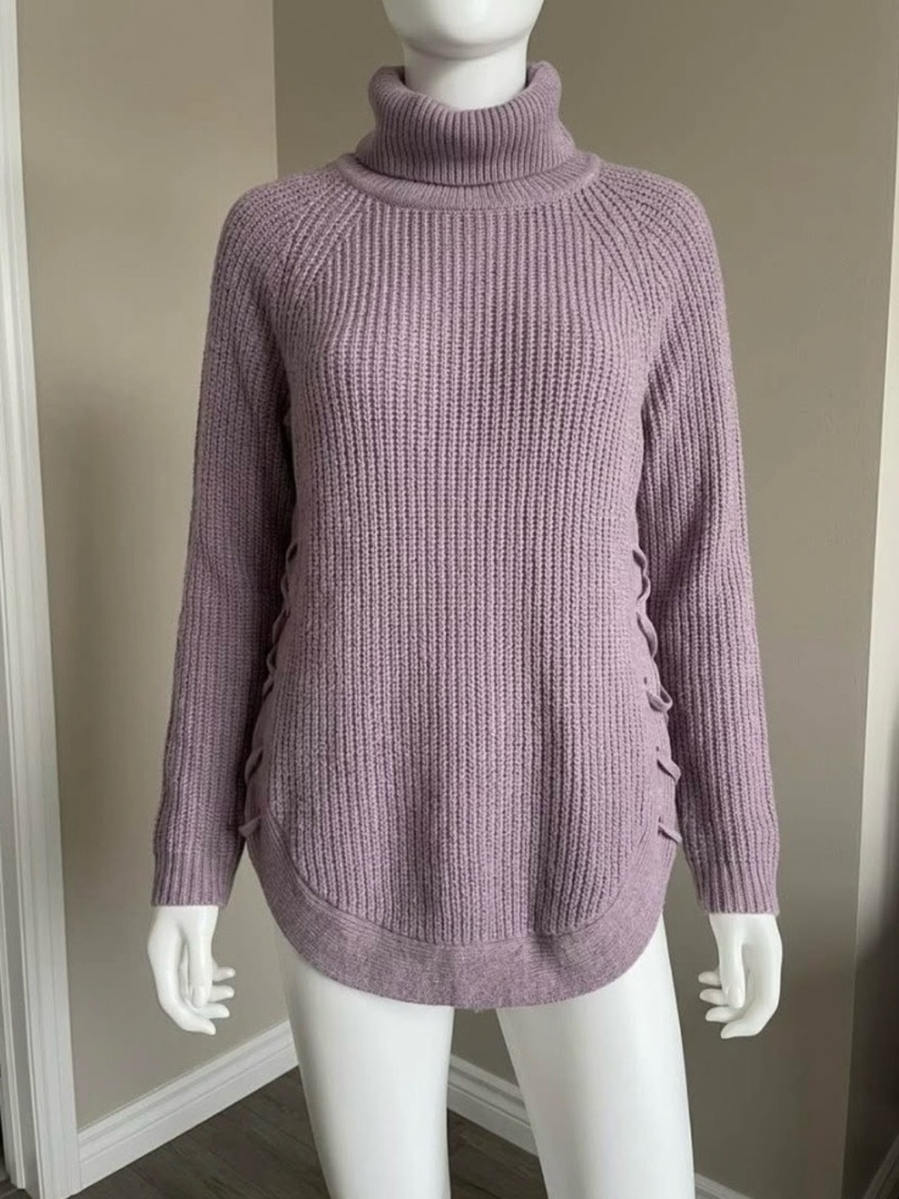 Dynamite Lavender Ribbed Knit Long Sleeve Turtleneck Side Tie Lace Up Sweater S